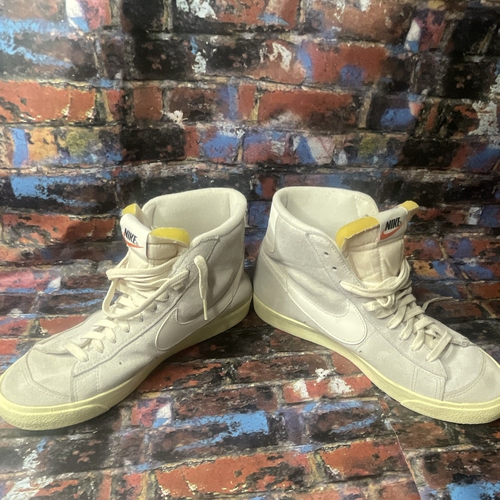 Nike Men's White High Top Lace-Up Nike blazer '77 retro 07/22/2022